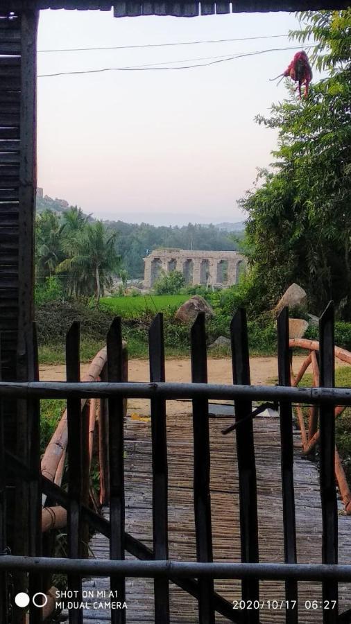 Om Shanti Om Homestay Hampi Luaran gambar
